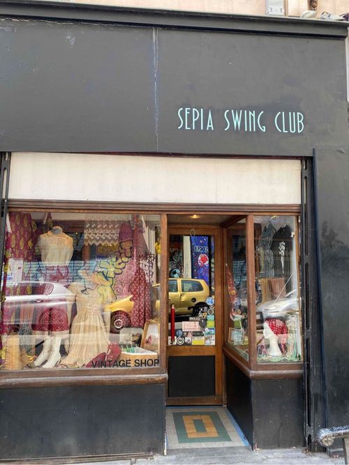 Sépia swing club